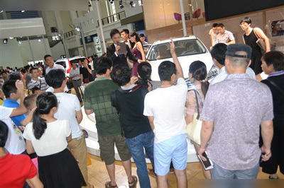沃爾沃V60 T5優雅亮相，元瑞科技攜手呈現北歐風尚